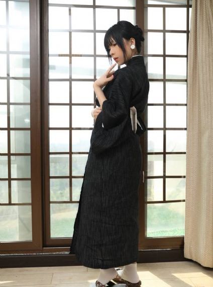 百合的雨声 花_高清日韩电影在线
